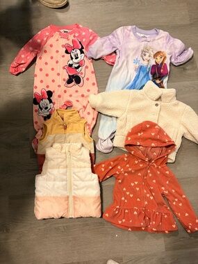 Kids bundle 18 months size.